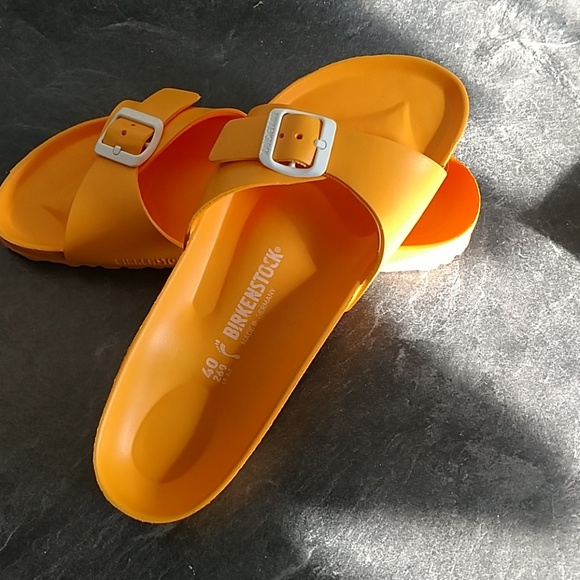 yellow plastic birks